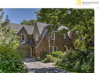 1919 W 50th St, Westwood Hills, KS 66205