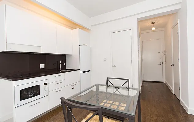 Rented by Bridgeline Property Management, LLC | media 17