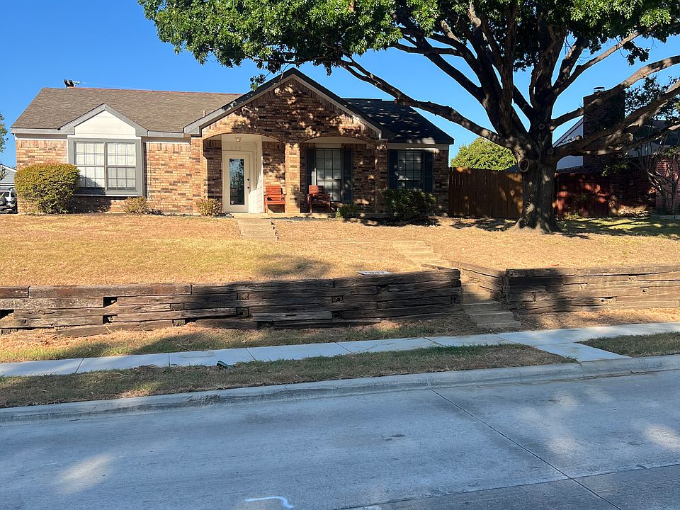 1st image of 233 Macarthur Blvd