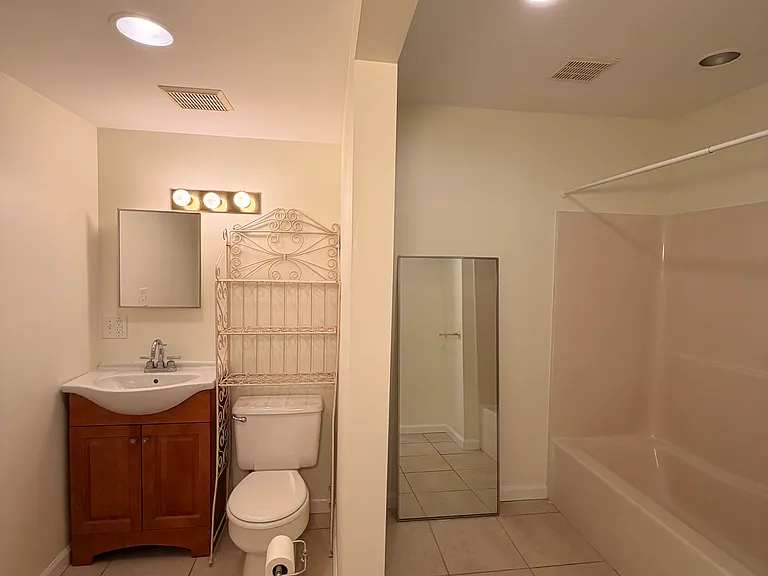 3 Old Amherst Rd #3A — Photo 4