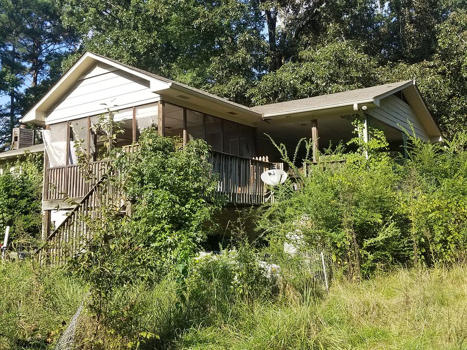 2nd image of 2336 3rd Way NE