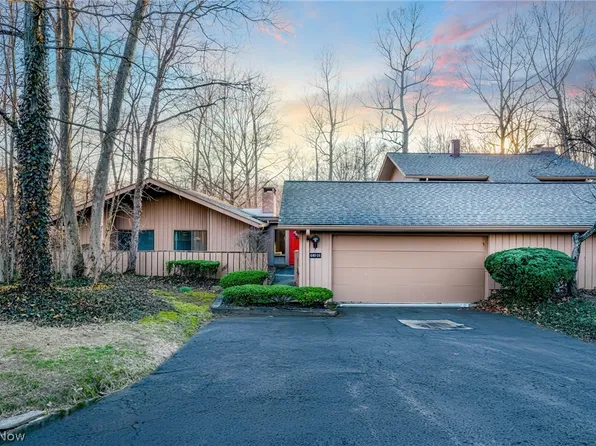 680-26 Fairington Dr, Aurora, OH 44202