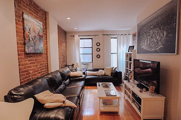 Rented by Compass | media 6