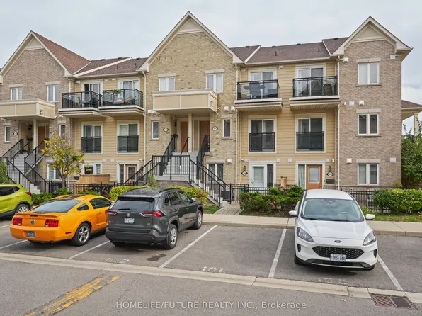 4975 Southampton Dr #337, Mississauga, ON L5M 8E5