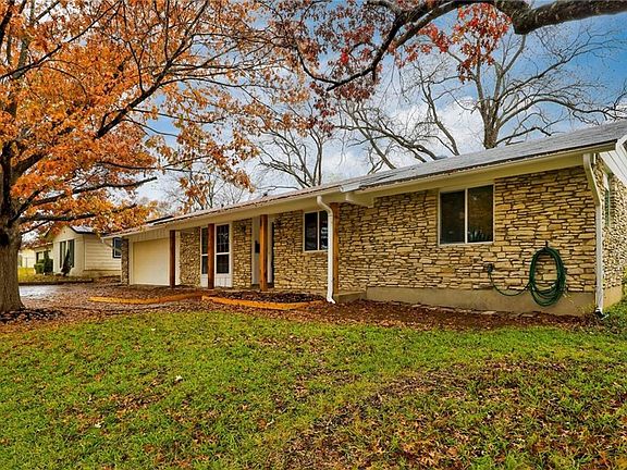 2nd image of 8412 Jamestown Dr