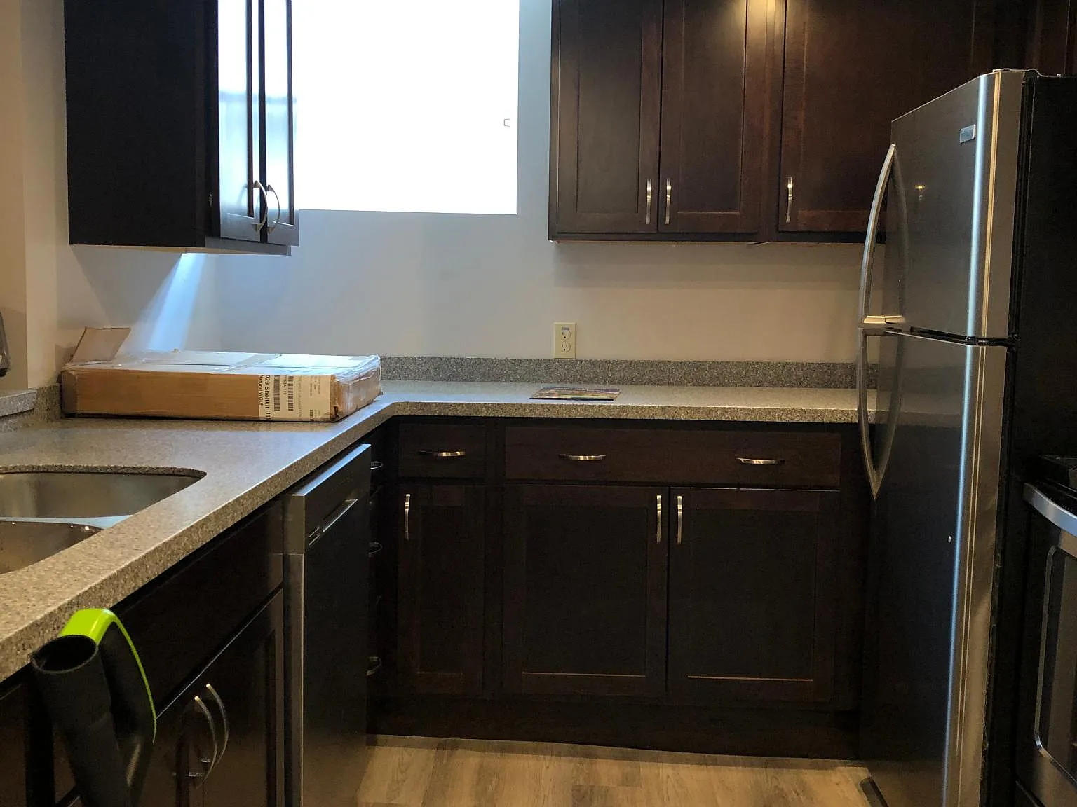 2 bed, 700 sqft, $1,050 — Photo 3