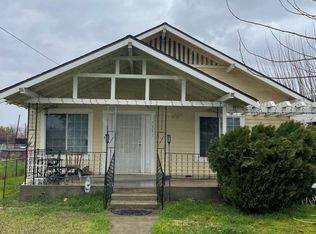 1771 McCall Ave, Selma, CA 93662