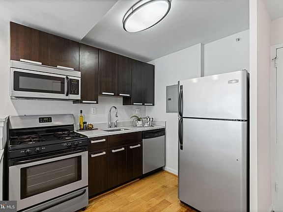 3rd image of 1101 3rd St SW APT 312