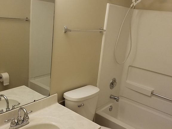 4th image of 1362 Dana Dr