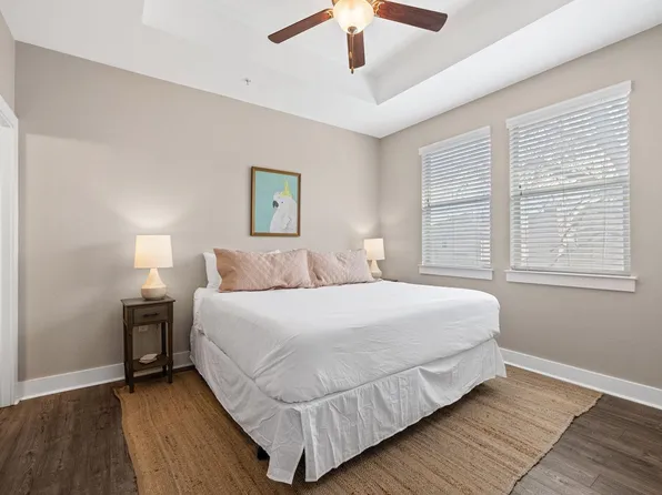 2215 Katy Ln APT C, Georgetown, TX 78626