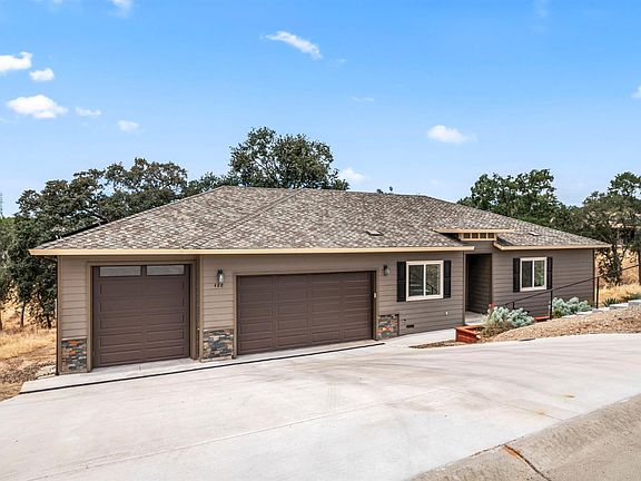 3rd image of 488 Woodgate Rd