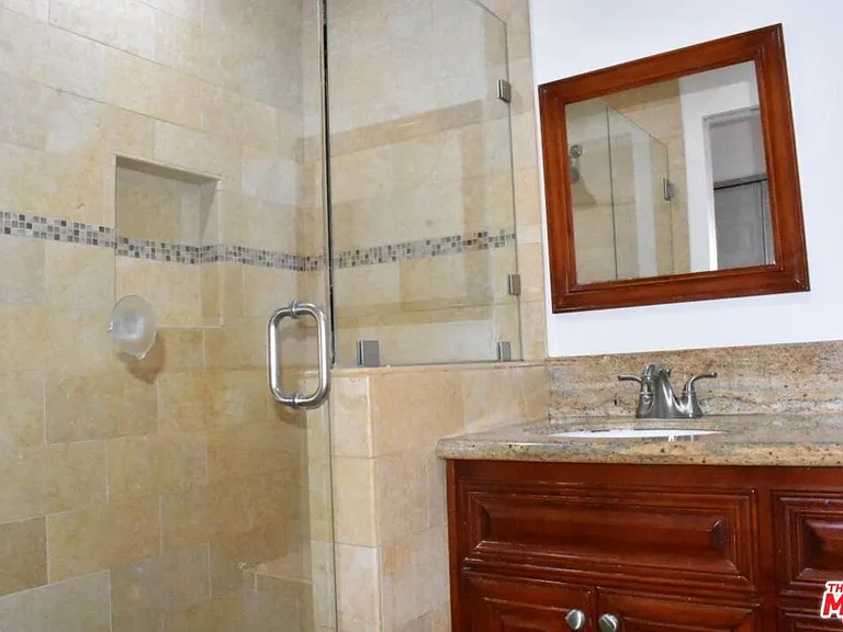 235 S Gale Dr #101 — Photo 13