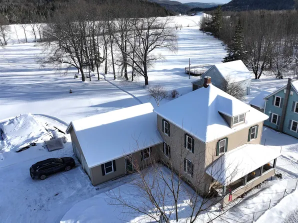 220 Hall Stream Road, Canaan, VT 05902