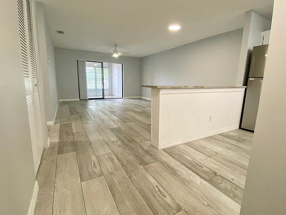 2nd image of 6531 SE Federal Hwy APT J210