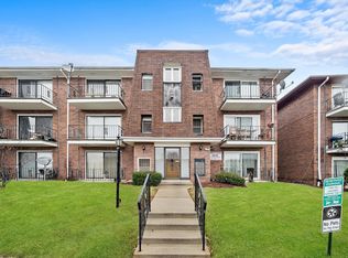 11905 S Lawndale Ave #1B3, Alsip, IL 60803