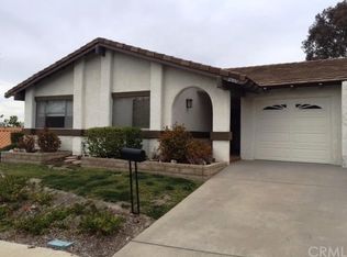 27851 Calle Valdes, Mission Viejo, CA 92692