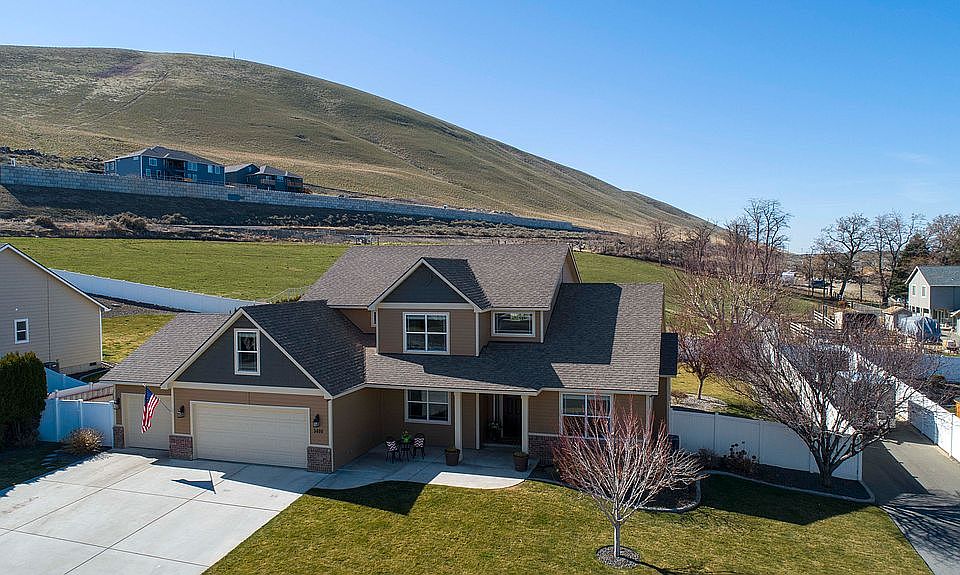 5400 Kenra Loop, W Richland
