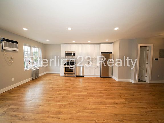 3rd image of 21-20 Steinway St #3B