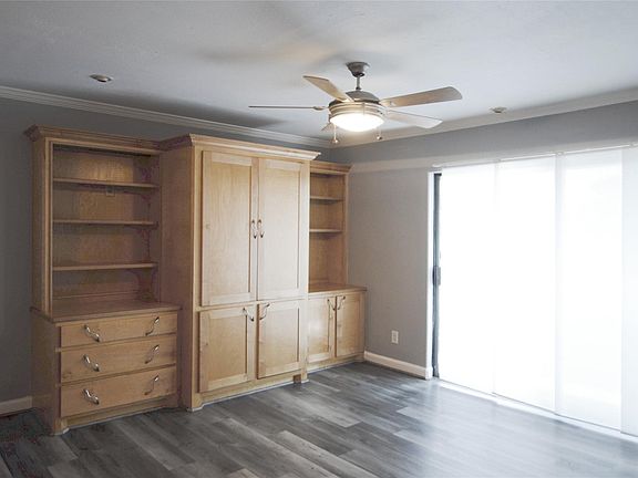 5th image of 8427 Hearth Dr APT 36