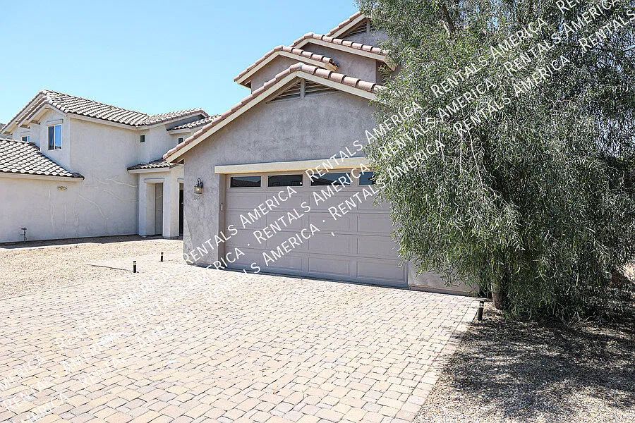Please Note- Lease Is Only Through February 28, 2027 — Photo 3