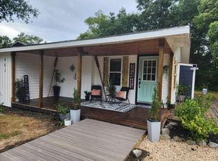 603 W 3rd St, Carrabelle, FL 32322