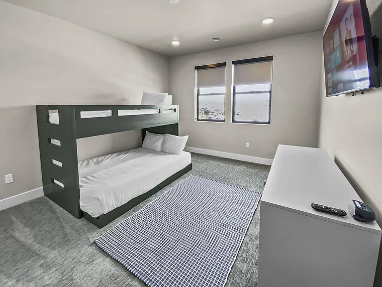 1145 W Helling Cir #204 — Photo 10