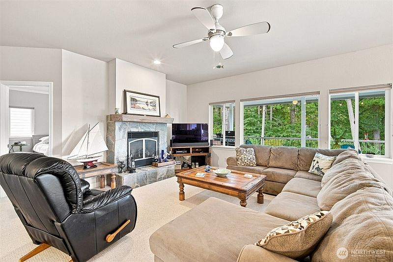 4th image of 4727 S Golf Course Drive