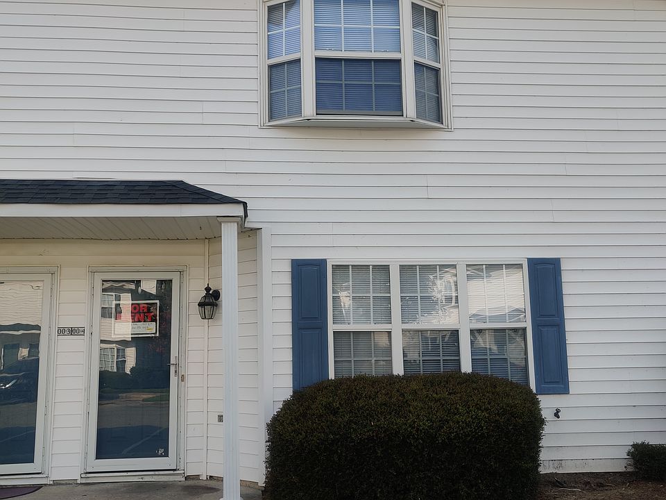 1st image of 3911-004 Sterling Pointe Dr