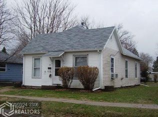 317 N Avenue C, Washington, IA 52353