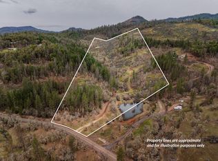 2527 Crowfoot Rd, Eagle Pt, OR 97524