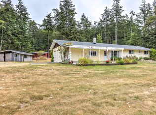 1880 Bonaparte Ln, Oak Harbor, WA 98277