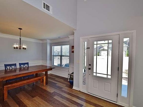 4th image of 6825 Whitebark Dr