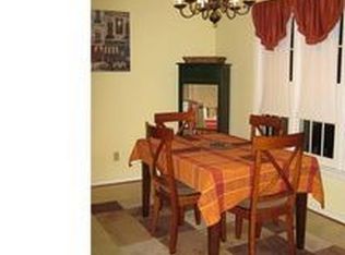 1818 Upperbury Dr, Midlothian, VA 23114