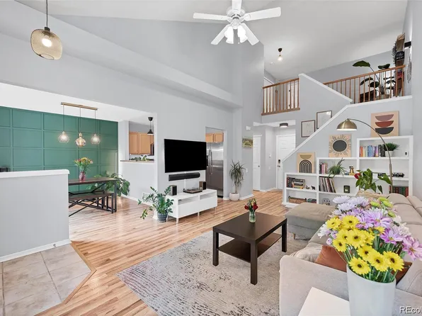 893 S Evanston Circle, Aurora, CO 80012