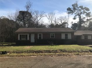 2510 S 12th St, Longview, TX 75602