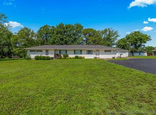 123 S Madison Blvd, Bartlesville, OK 74006