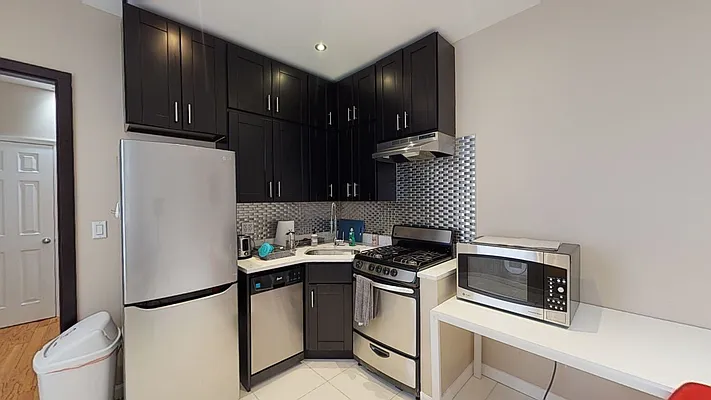 Rented by Charles Coutinho LLC | media 3