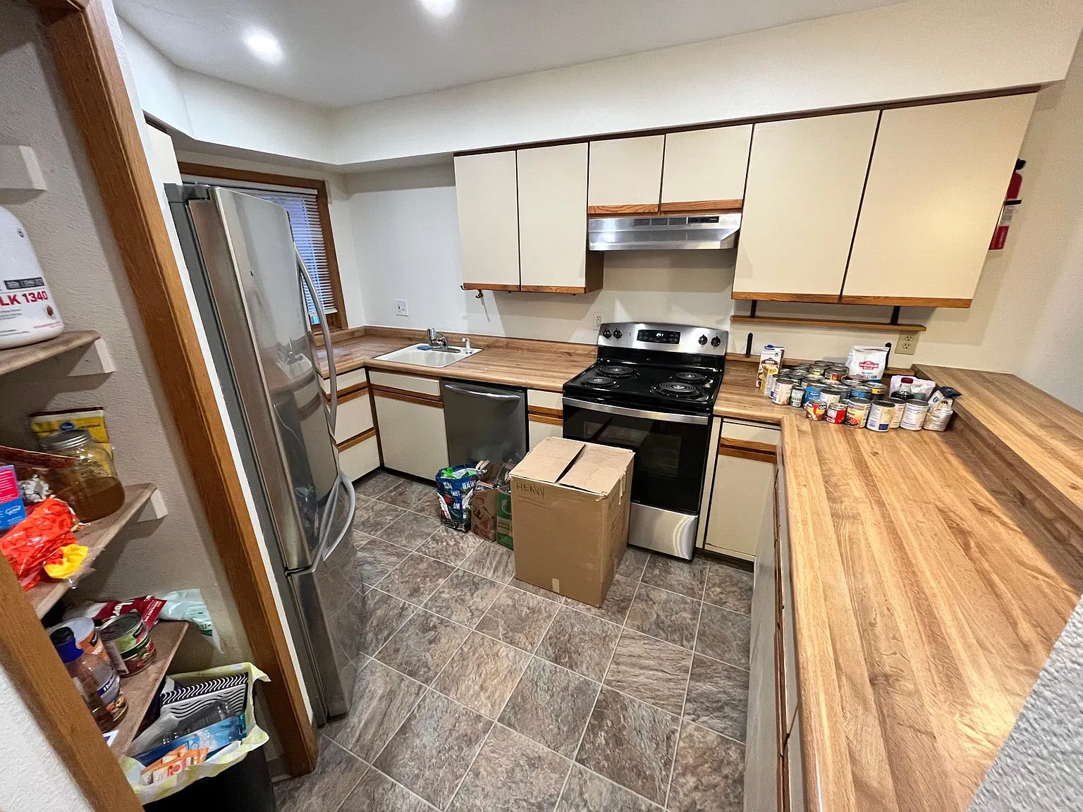 5 bed, 4.5 bath, $7,360 — Photo 4