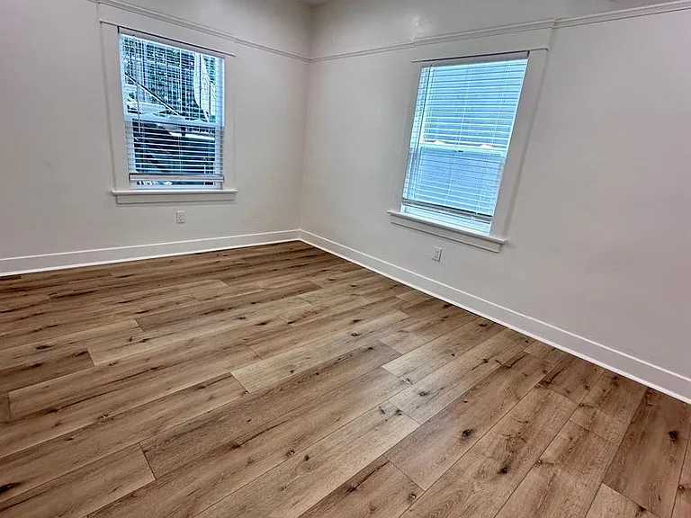 The Rosewood — Photo 10
