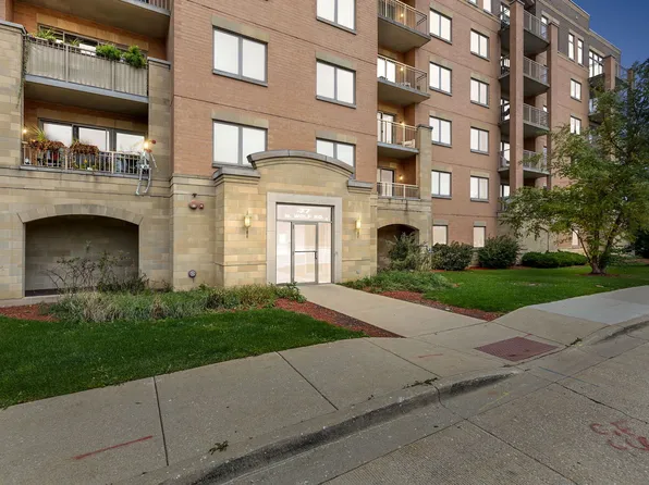 77 N Wolf Rd Unit 206, Northlake, IL 60164