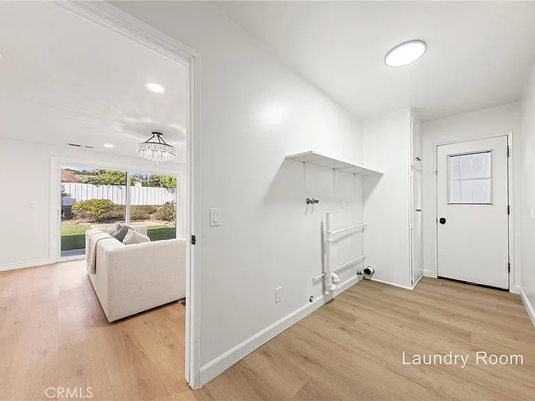 19841 Lombardy Ln — Photo 23