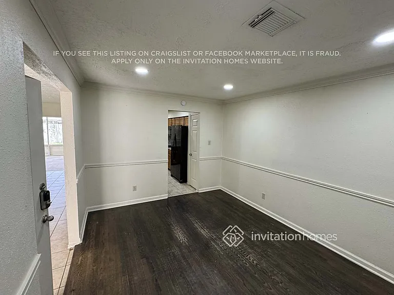 10514 Wayward Wind Ln — Photo 6