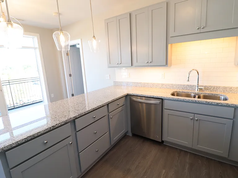 145 S Main St #405 — Photo 10