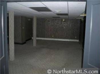 2nd image of 607 Ashland St S