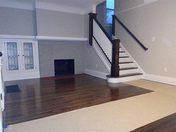 4th image of 26622 Rosewood St