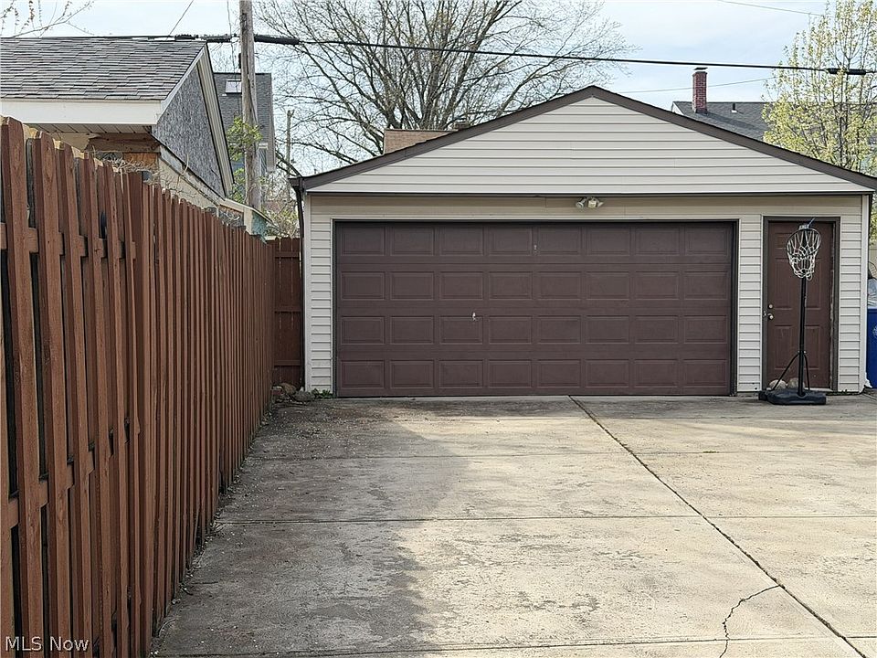 2nd image of 4088 W 49th St