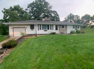 7607 S Glasford Rd, Glasford, IL 61533