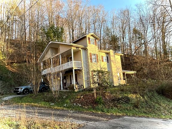 3rd image of 36 Shelby Ln