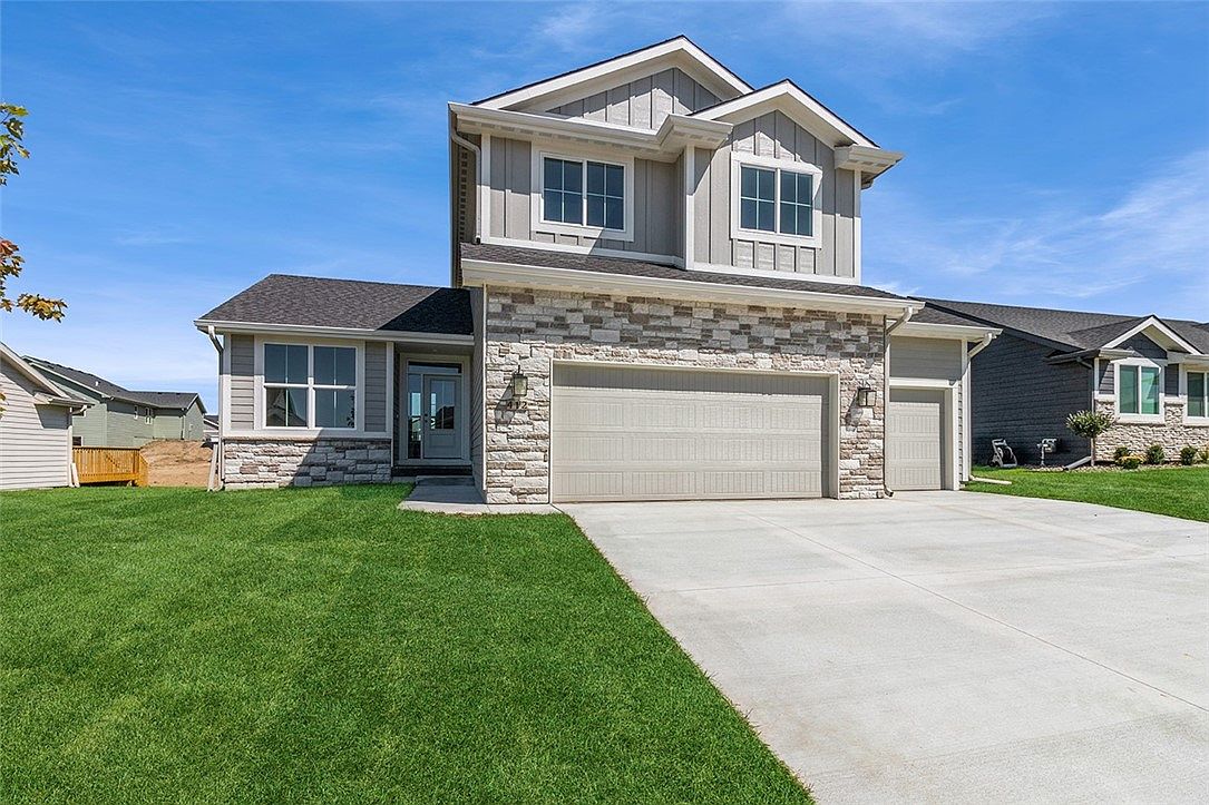 412 NE 55th St, Ankeny, IA 50021 Zillow