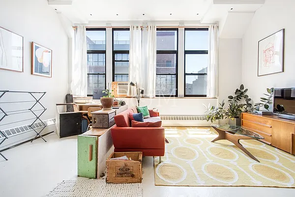 Rented by Brick&Mortar | media 18